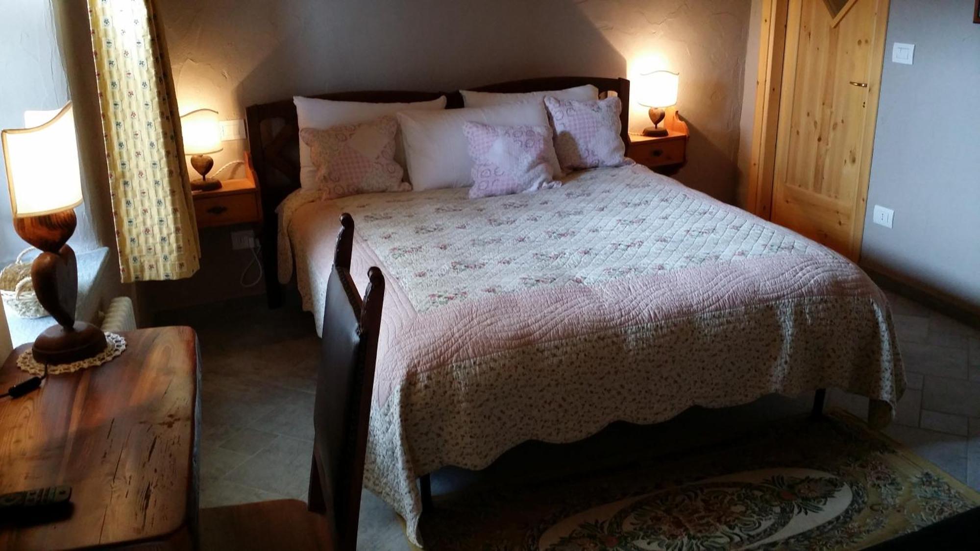 Maison Du-noyer Et Tables D'hotes Guest house Aosta
