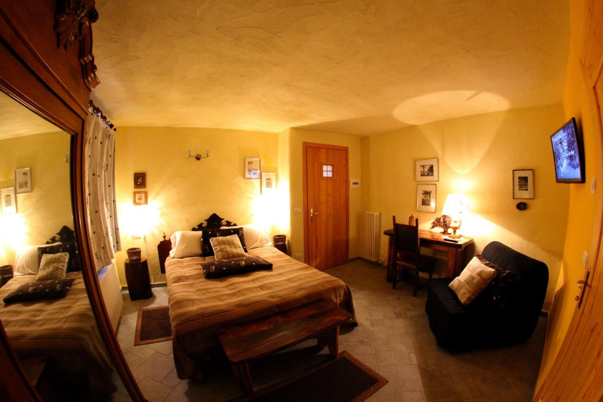 Maison Du-noyer Et Tables D'hotes Guest house Aosta
