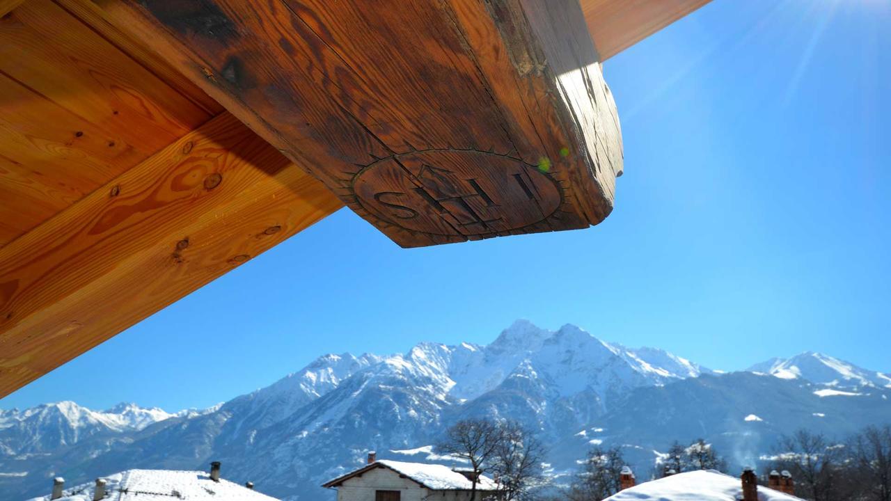 Gasthuis Maison Du-noyer Et Tables D'hotes Aosta