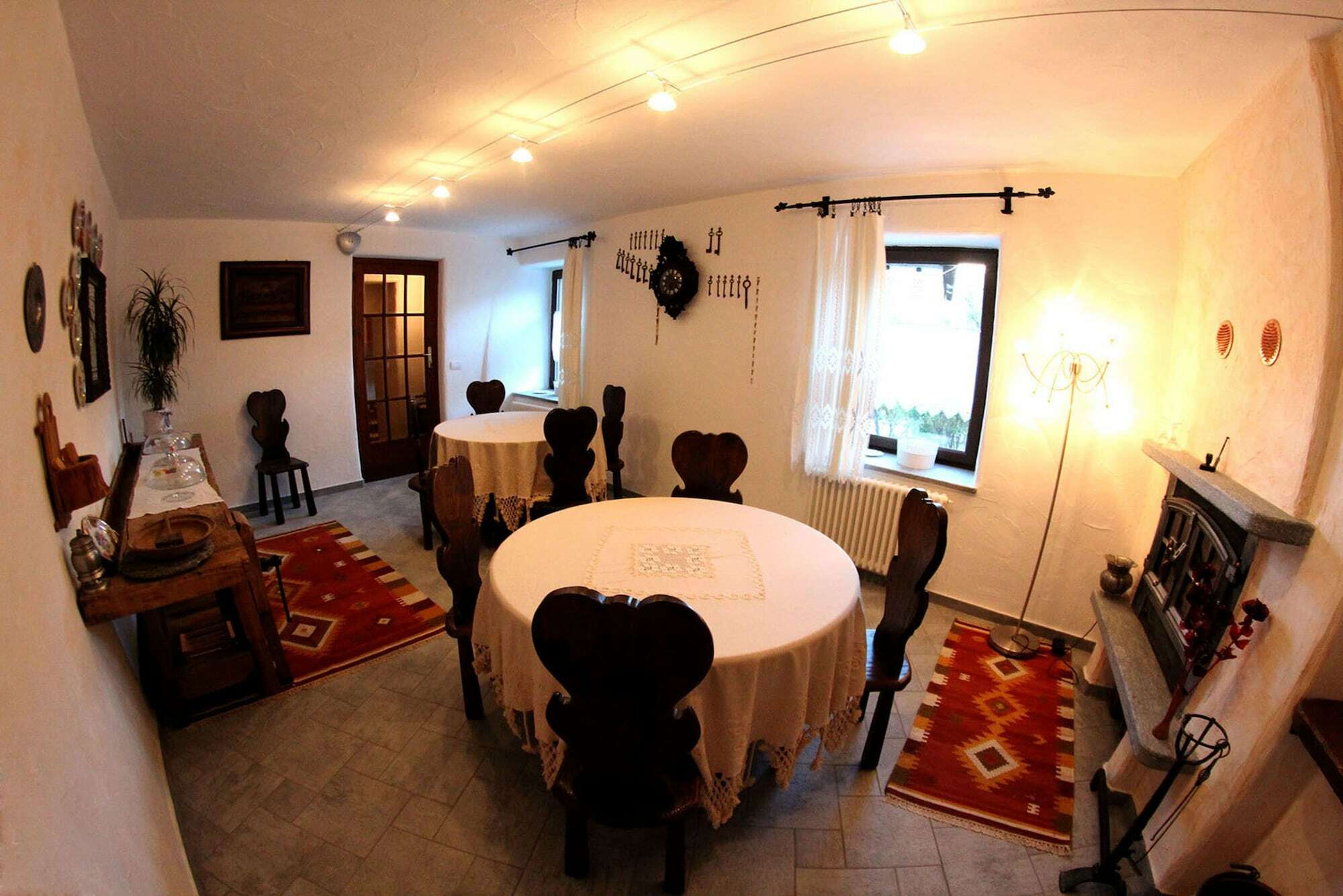 Maison Du-noyer Et Tables D'hotes